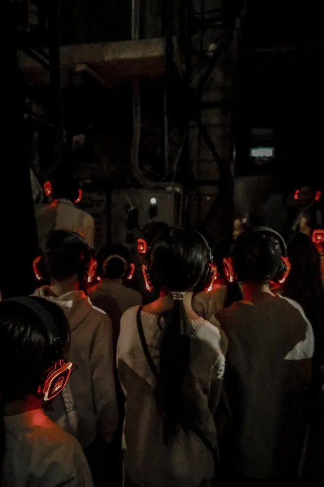 Иммерсивный спектакль-экскурсия «Сквозь занавес» - с 8 Ноября